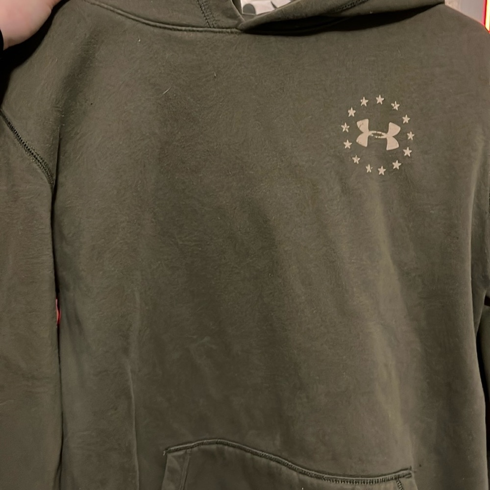 boys extra large hoodie
